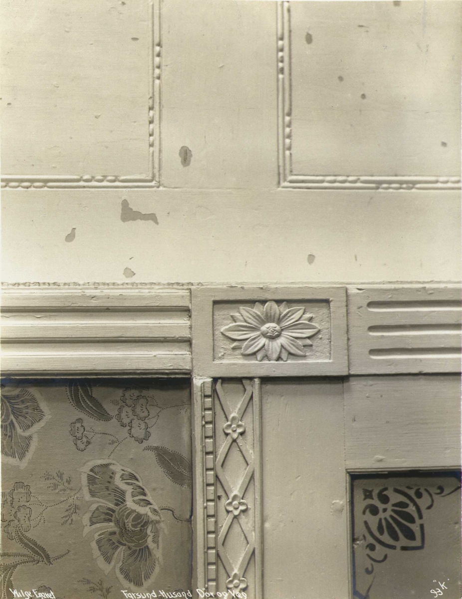 Anders Beer Wilse, Detalj av veggdekor og listverk, Husan, Farsund, Vest-Agder. Fotografert 1912.