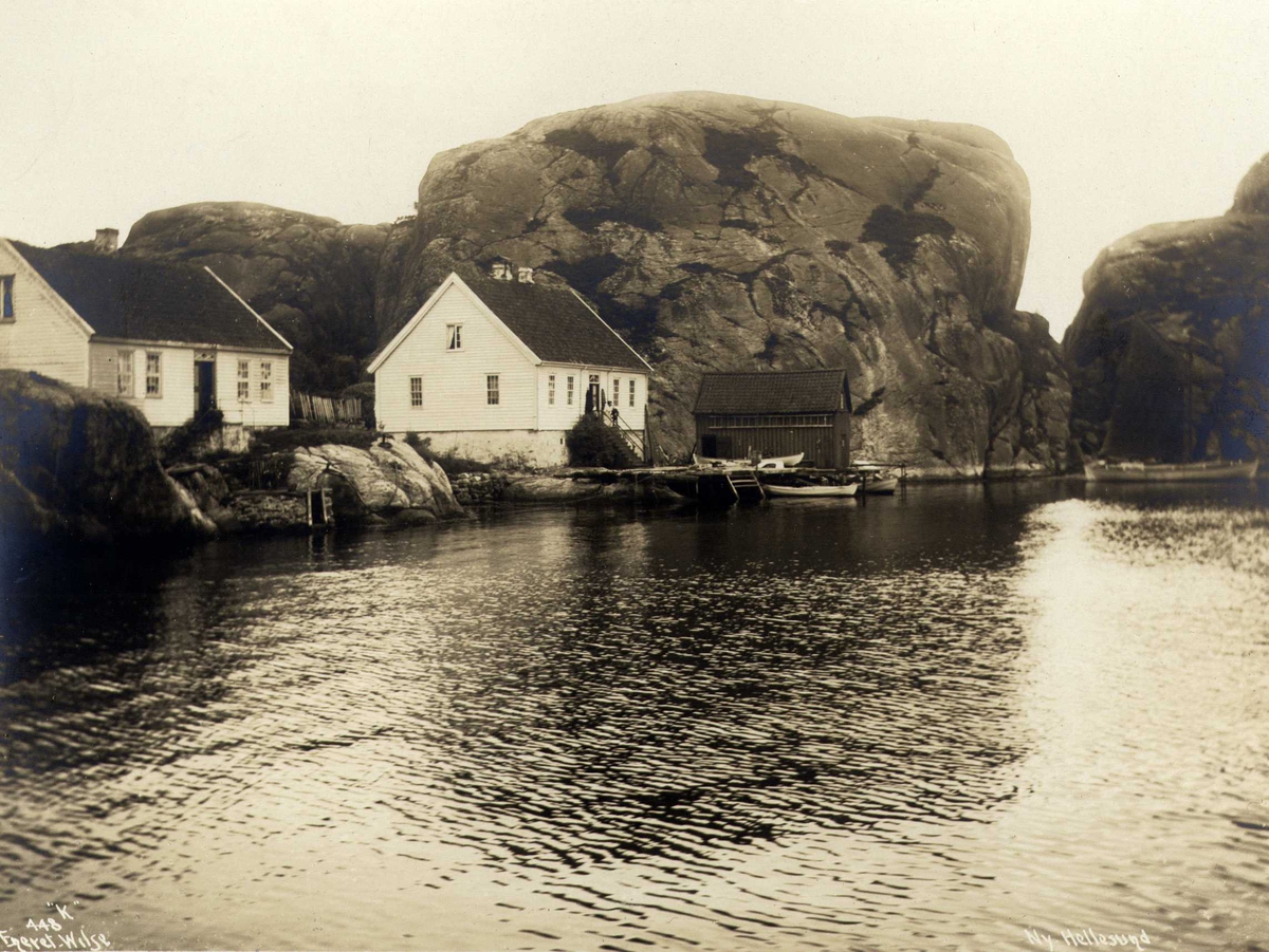 Anders Beer Wilse, Skjærgård med trehus, Ny Hellesund, Søgne, Vest-Agder. Fotografert 1912.