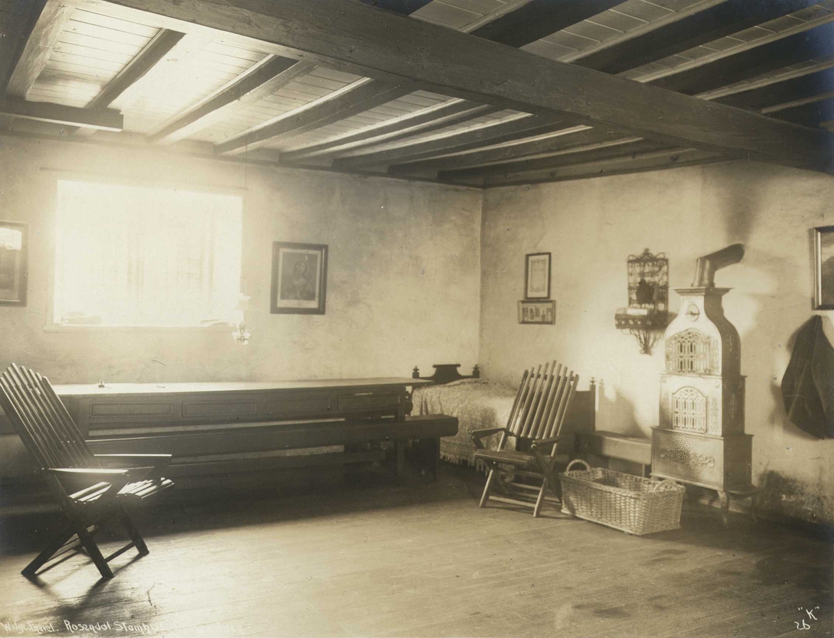 Anders Beer Wilse, Drengestuen, Baroniet Rosendal, Kvinnherad, Hordaland. Fotografert 1912.