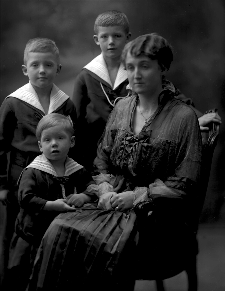 Gustav Borgen, NFB.04374
