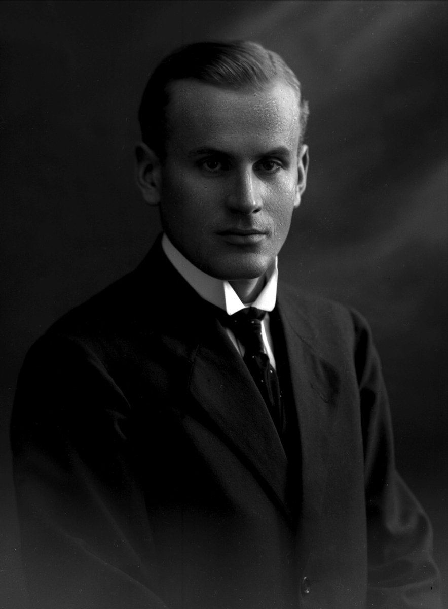 Gustav Borgen, NFB.04684