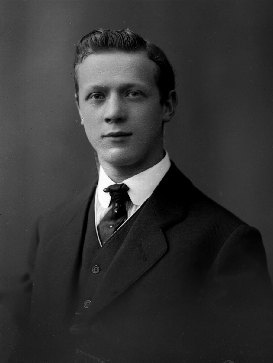 Gustav Borgen, NFB.04710