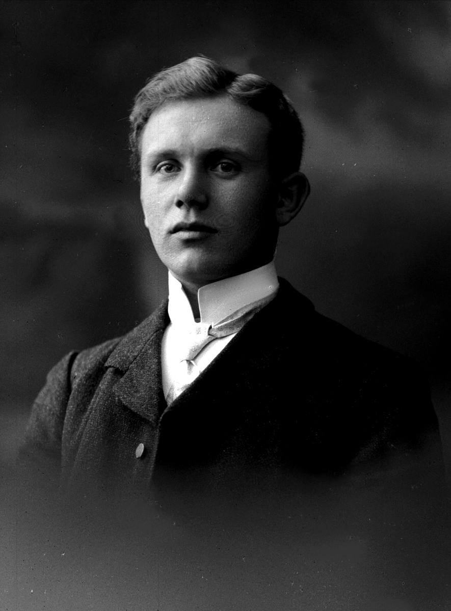 Gustav Borgen, NFB.04911
