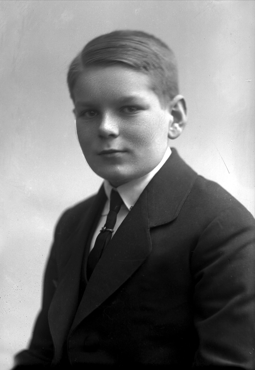 Gustav Borgen, NFB.05057