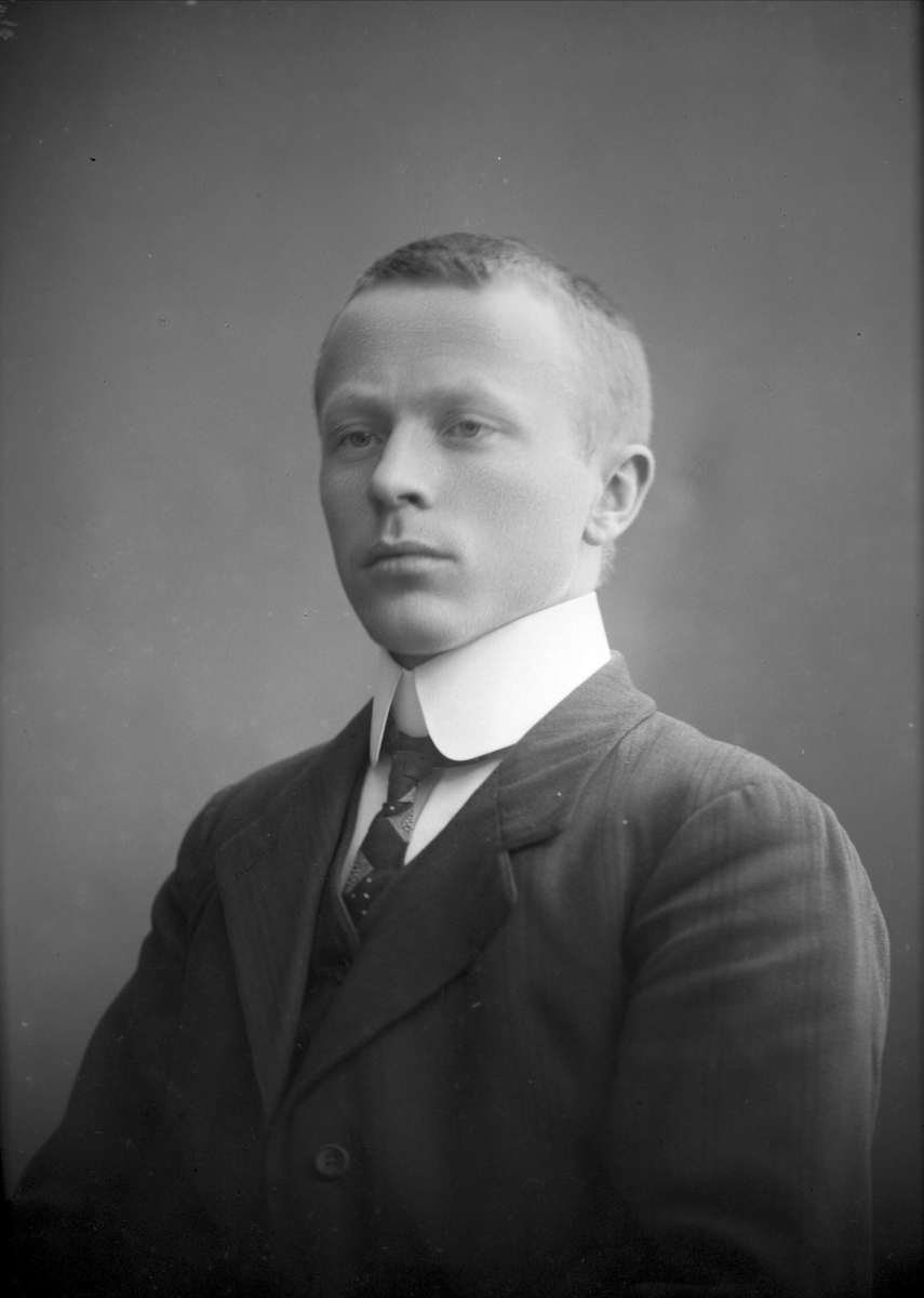 Gustav Borgen, NFB.05154