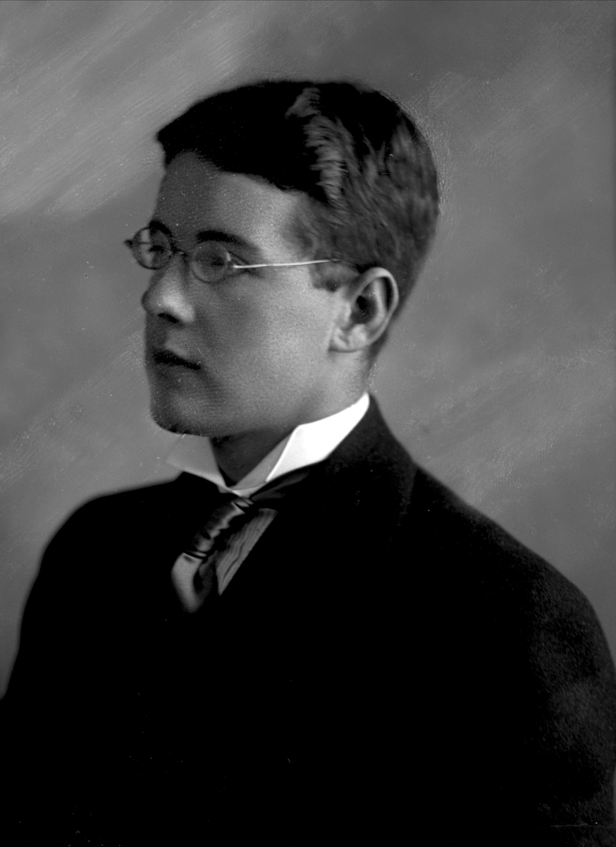 Gustav Borgen, NFB.05754