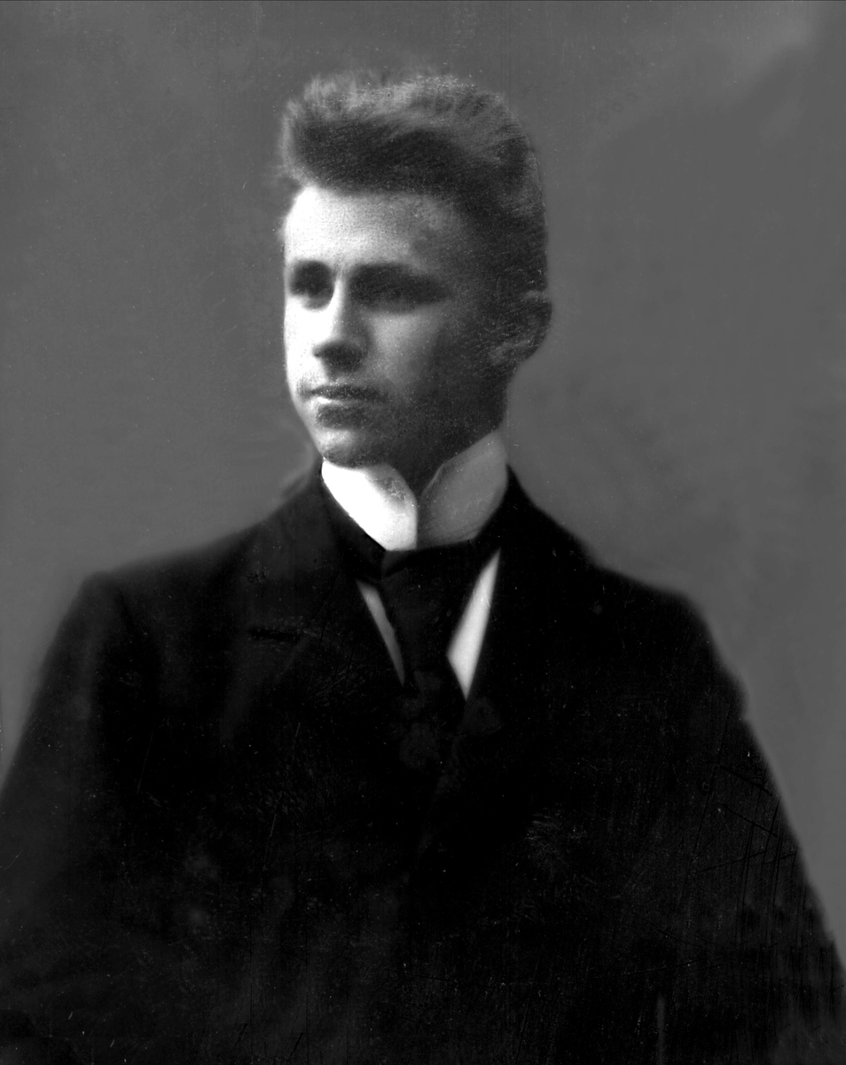 Gustav Borgen, NFB.07664