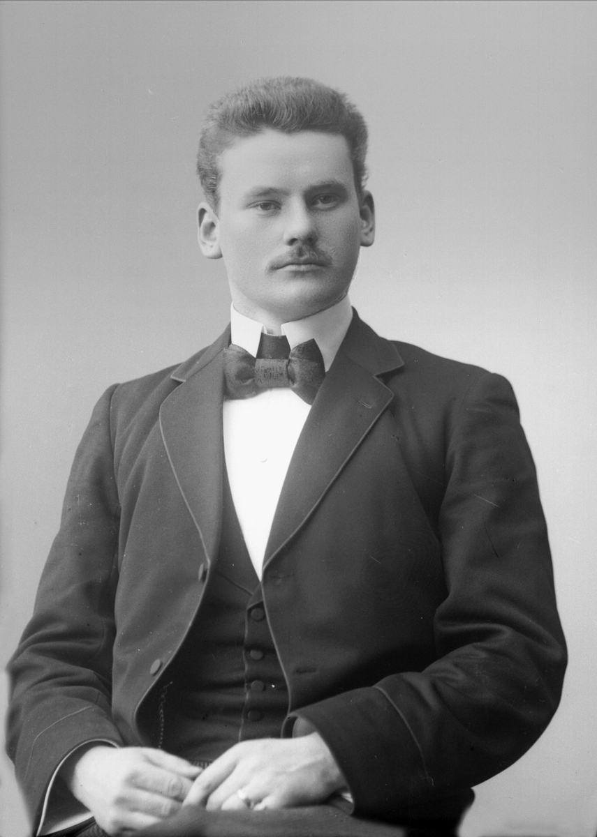 Gustav Borgen, NFB.09542