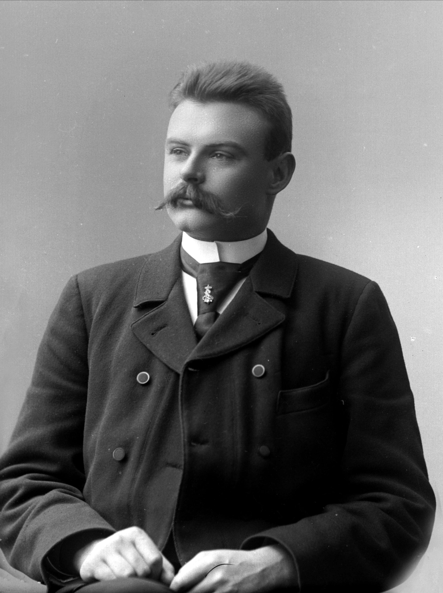 Gustav Borgen, NFB.09697
