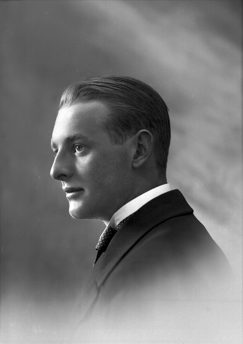 Gustav Borgen, NFB.09899