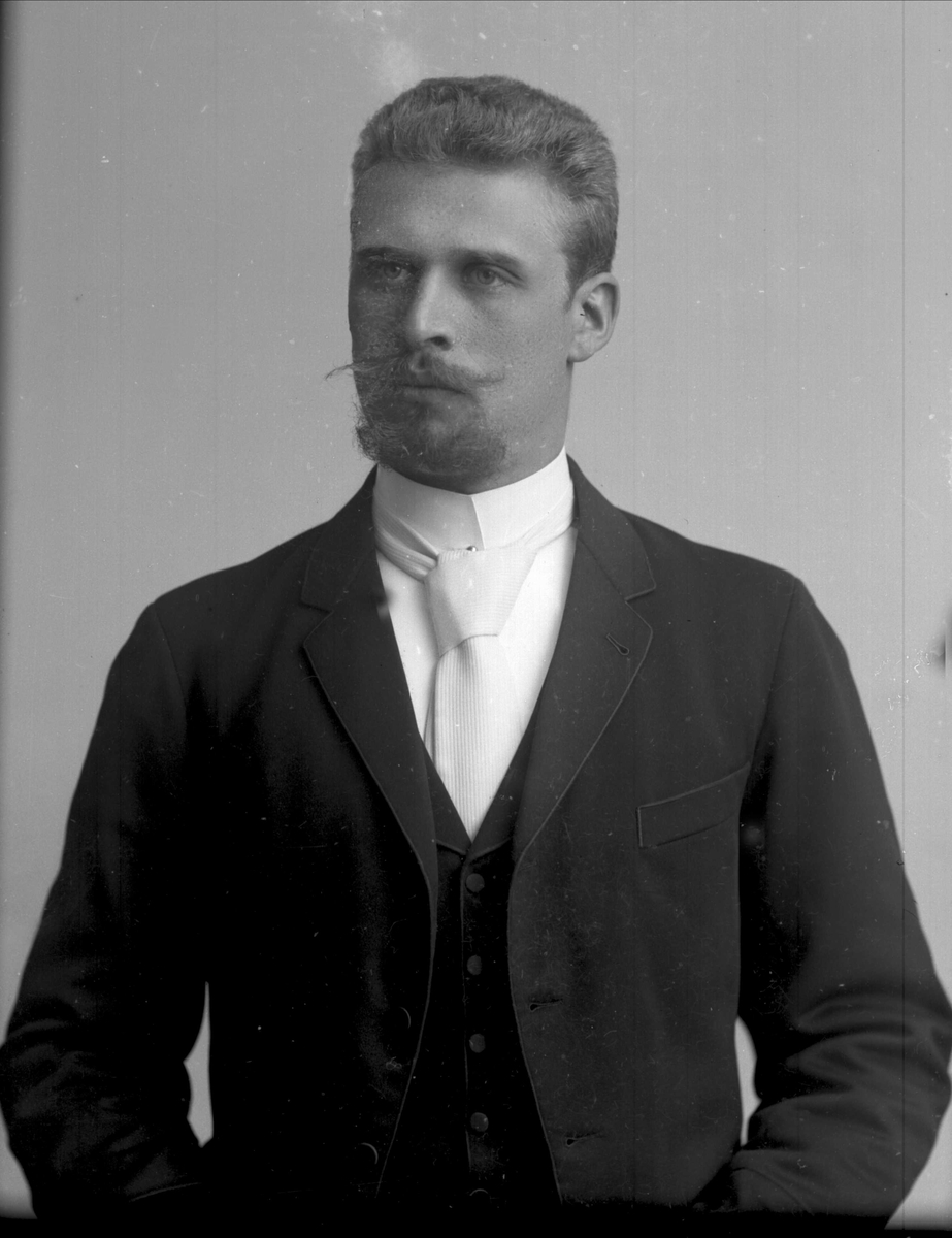 Gustav Borgen, NFB.15006