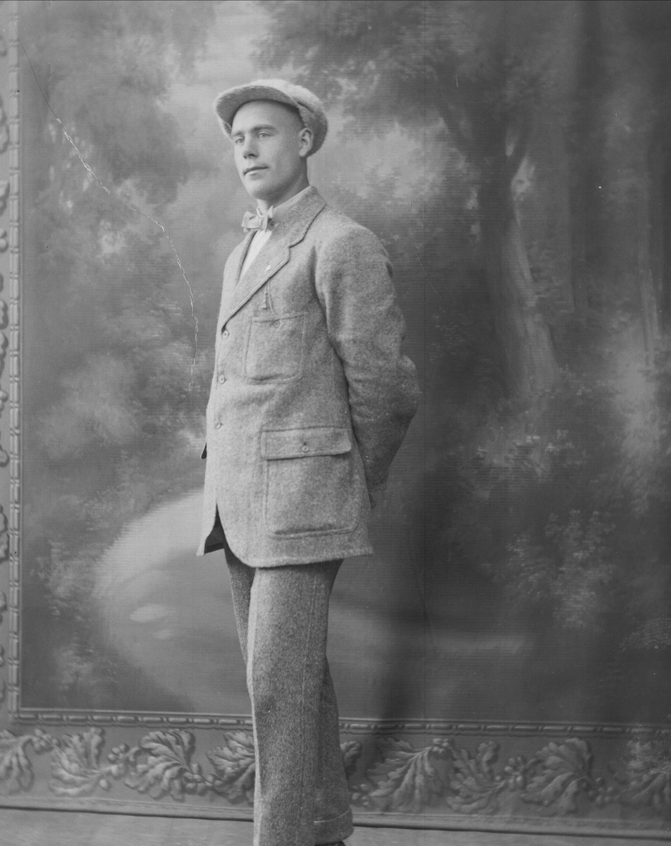 Gustav Borgen, NFB.19098