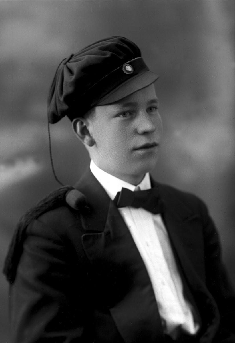Gustav Borgen, Antakelig portrett av studenten Ola Viker.