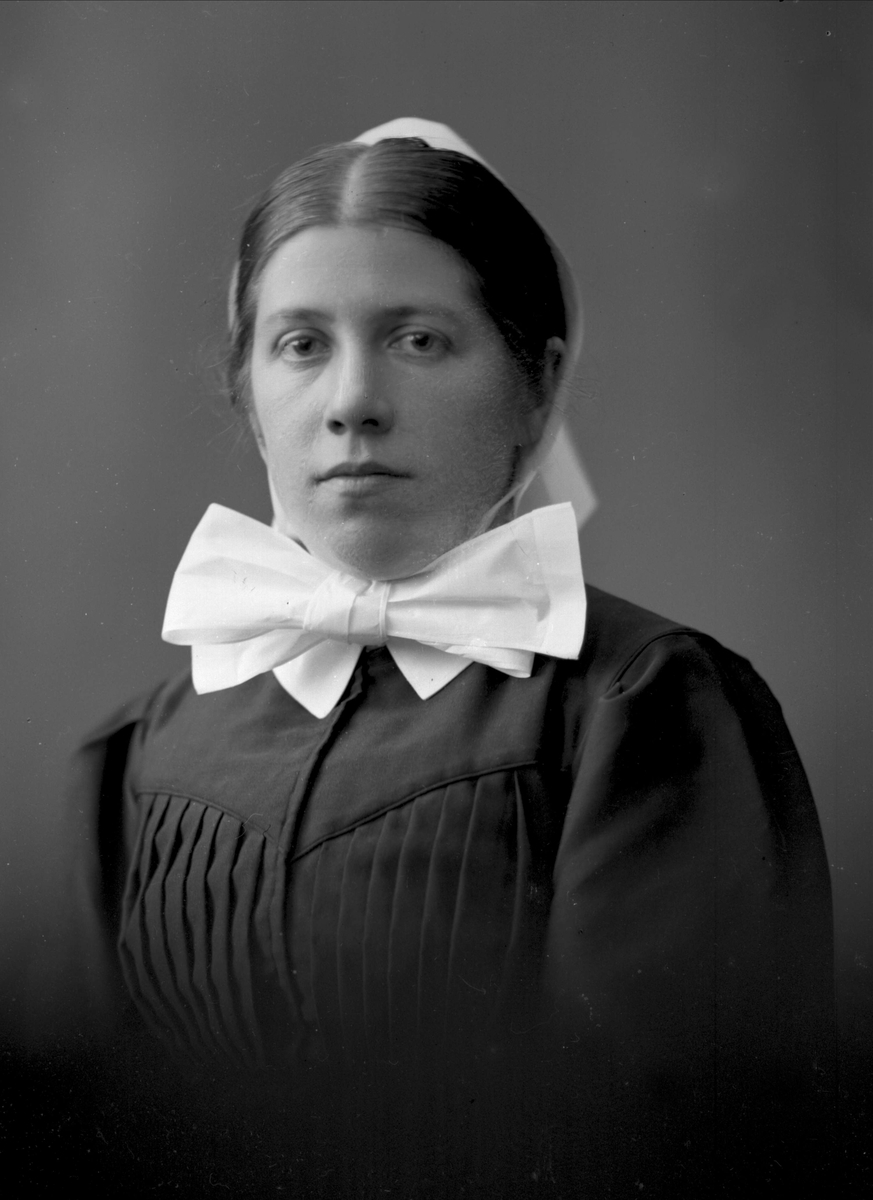 Gustav Borgen, Portrett, sykepleier. Søster Dorthea Engelstad.