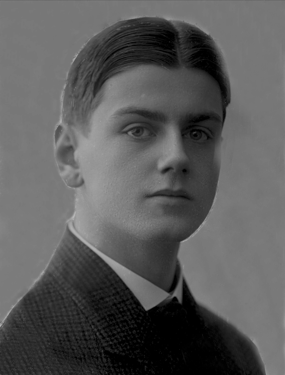 Gustav Borgen, Portrett av Tancred Ibsen.