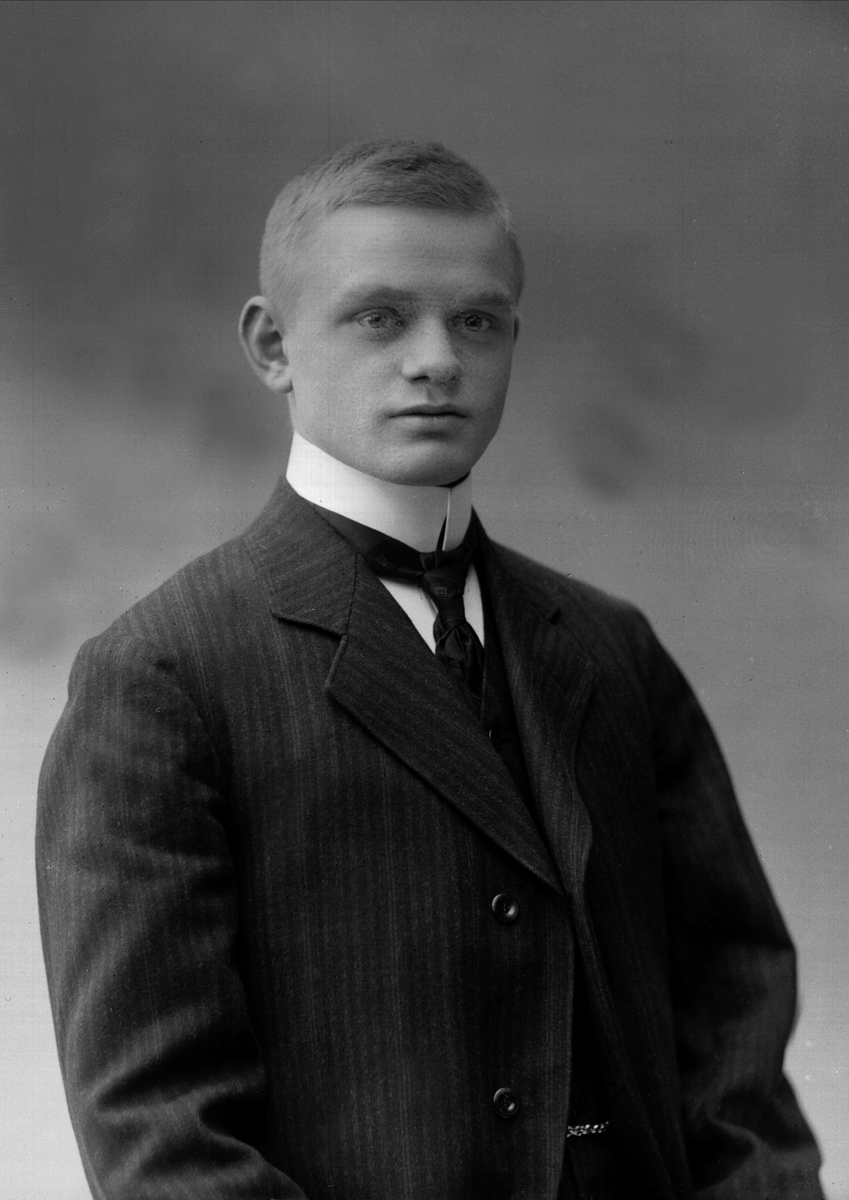 Gustav Borgen, NFB.22338