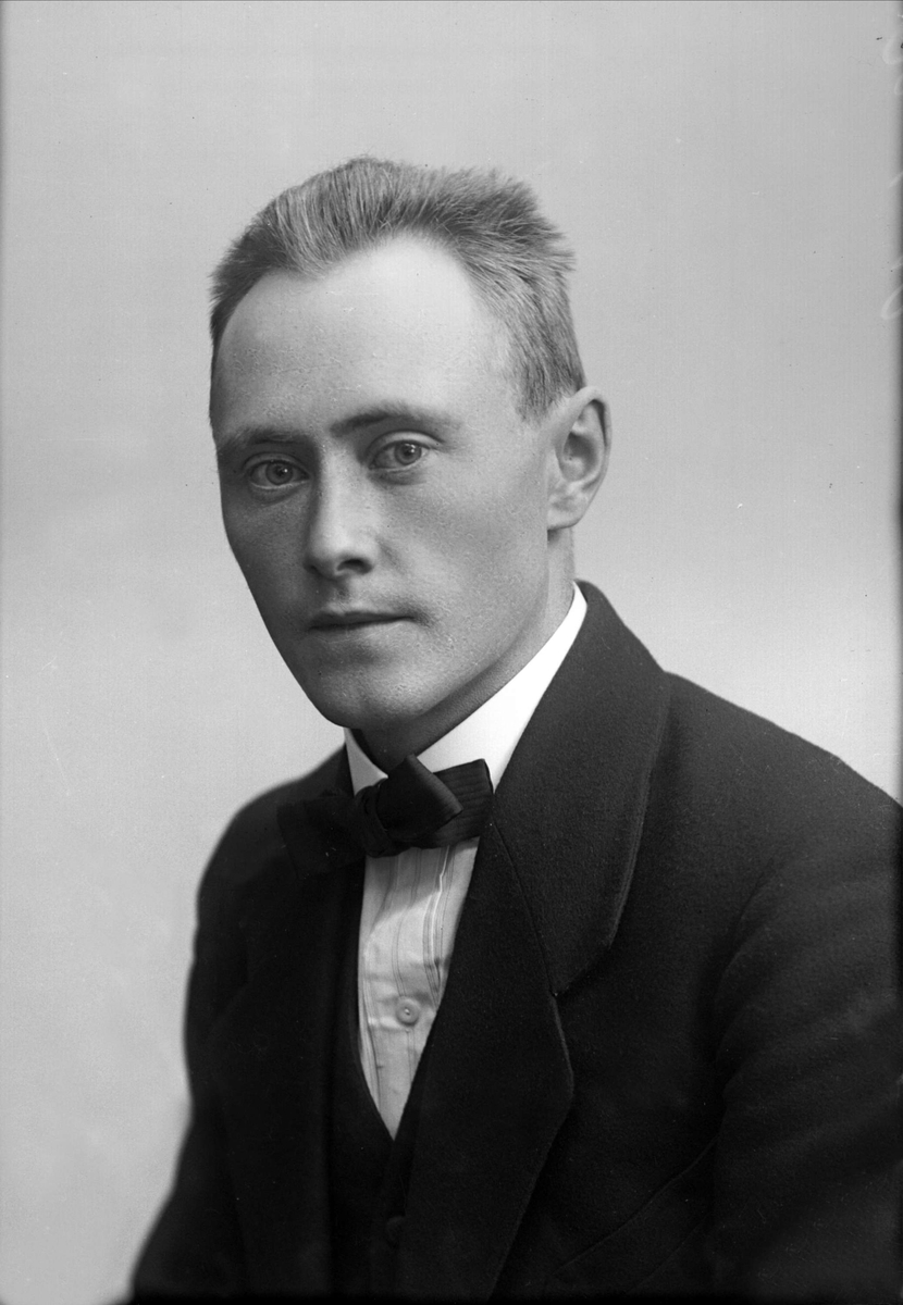 Gustav Borgen, NFB.22409