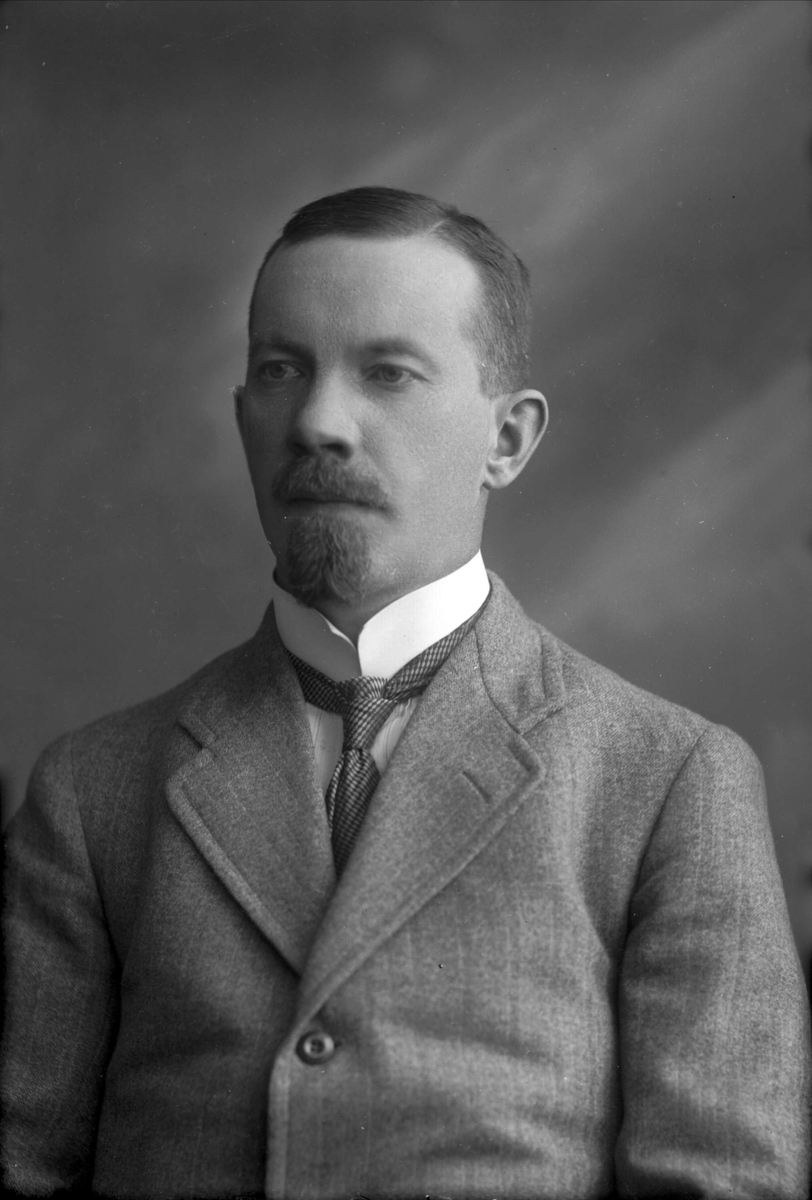 Gustav Borgen, NFB.22505