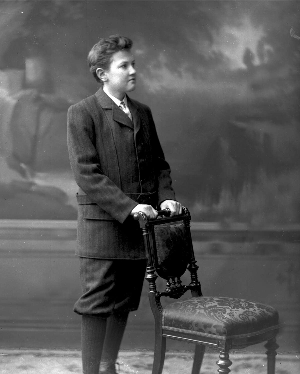 Gustav Borgen, NFB.25069