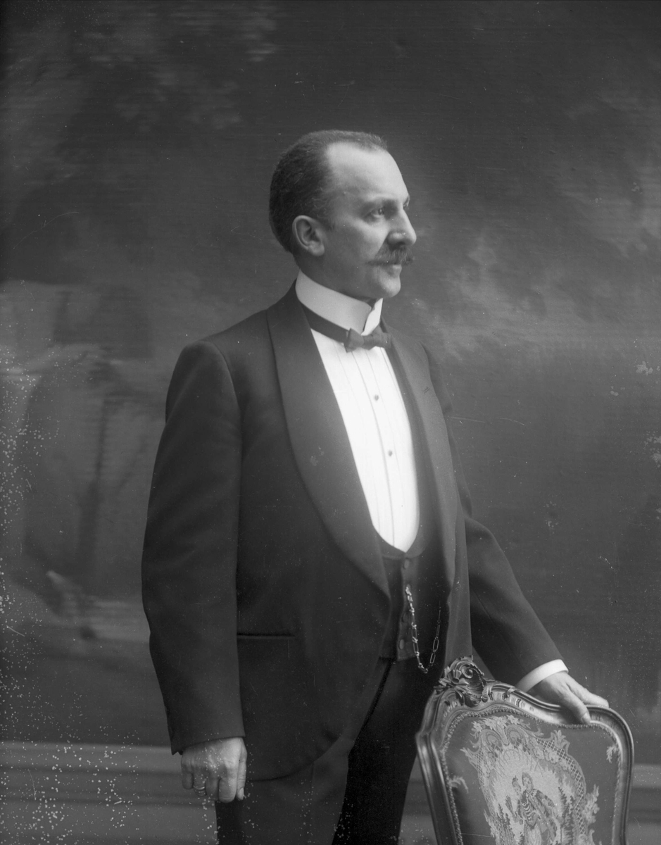 Gustav Borgen, NFB.25260