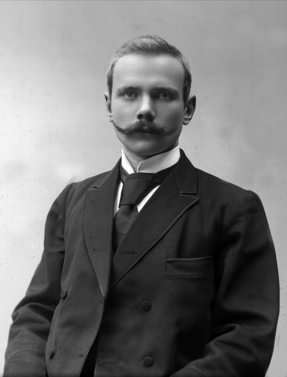 Gustav Borgen, NFB.27890