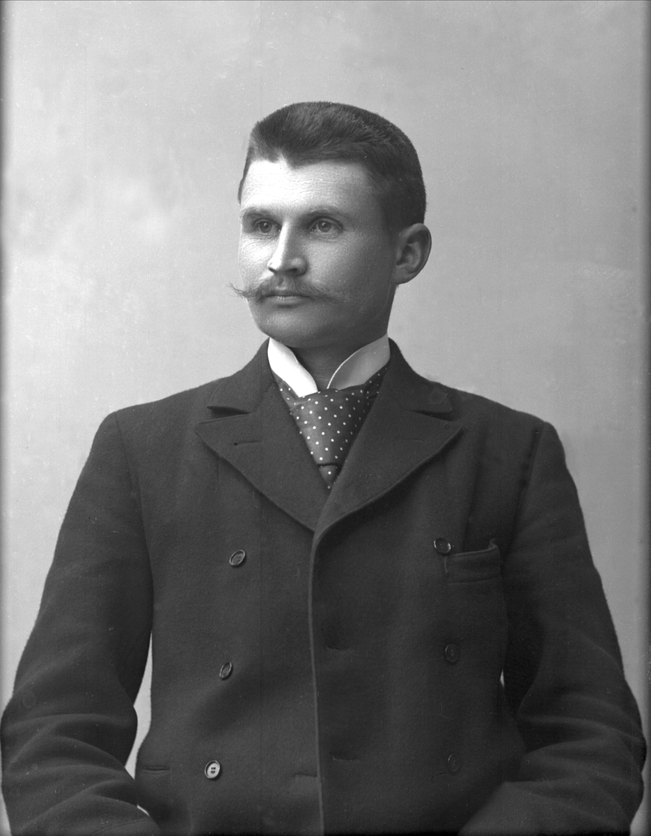 Gustav Borgen, NFB.27938