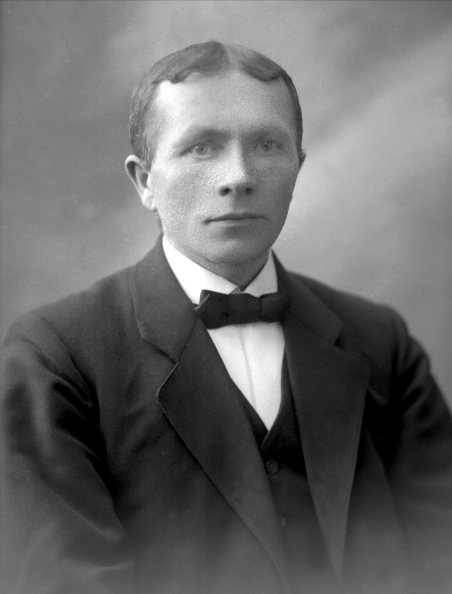 Gustav Borgen, NFB.28228