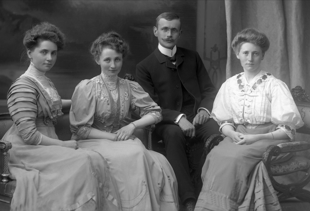 Gustav Borgen, NFB.33354