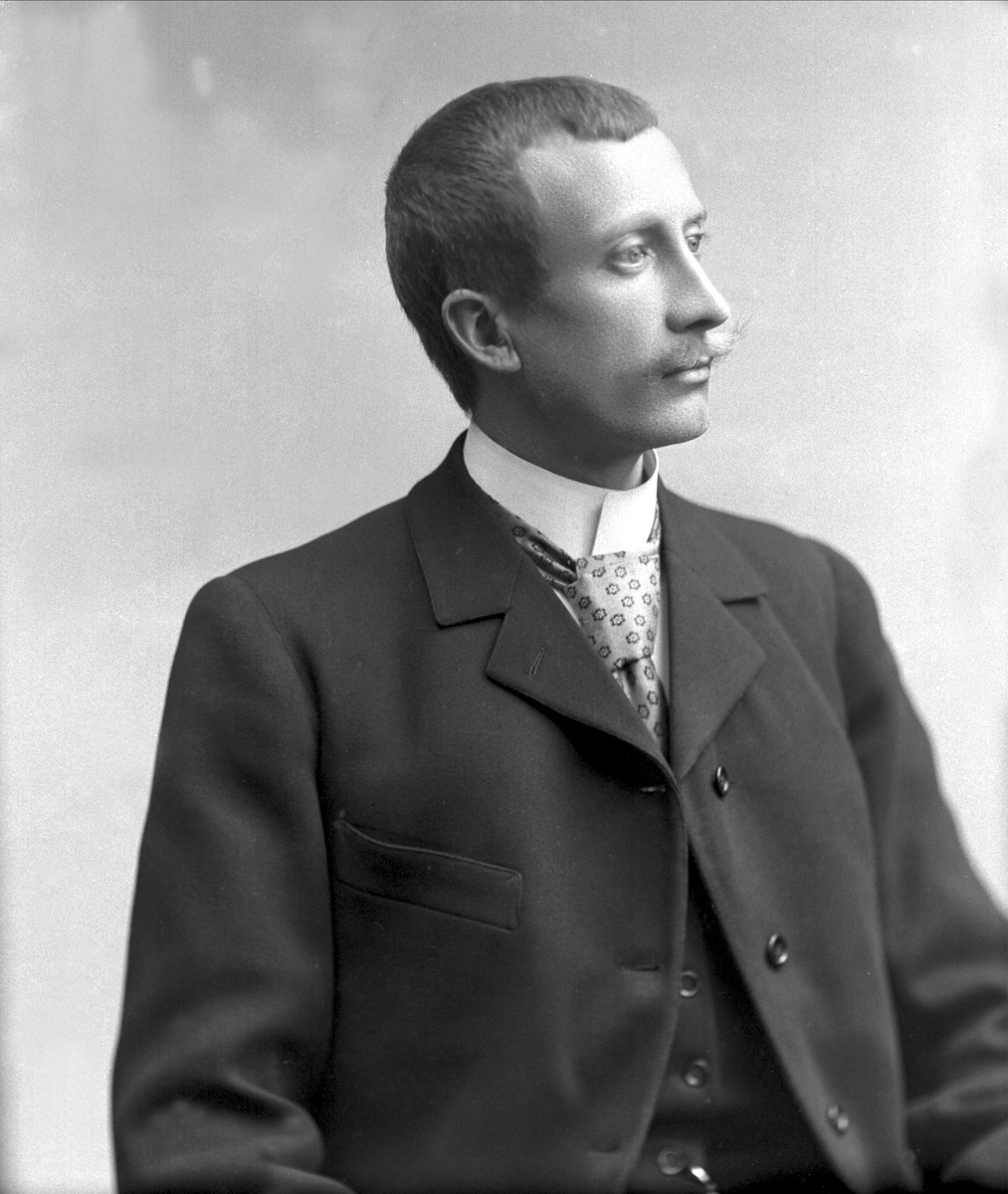 Gustav Borgen, NFB.34114