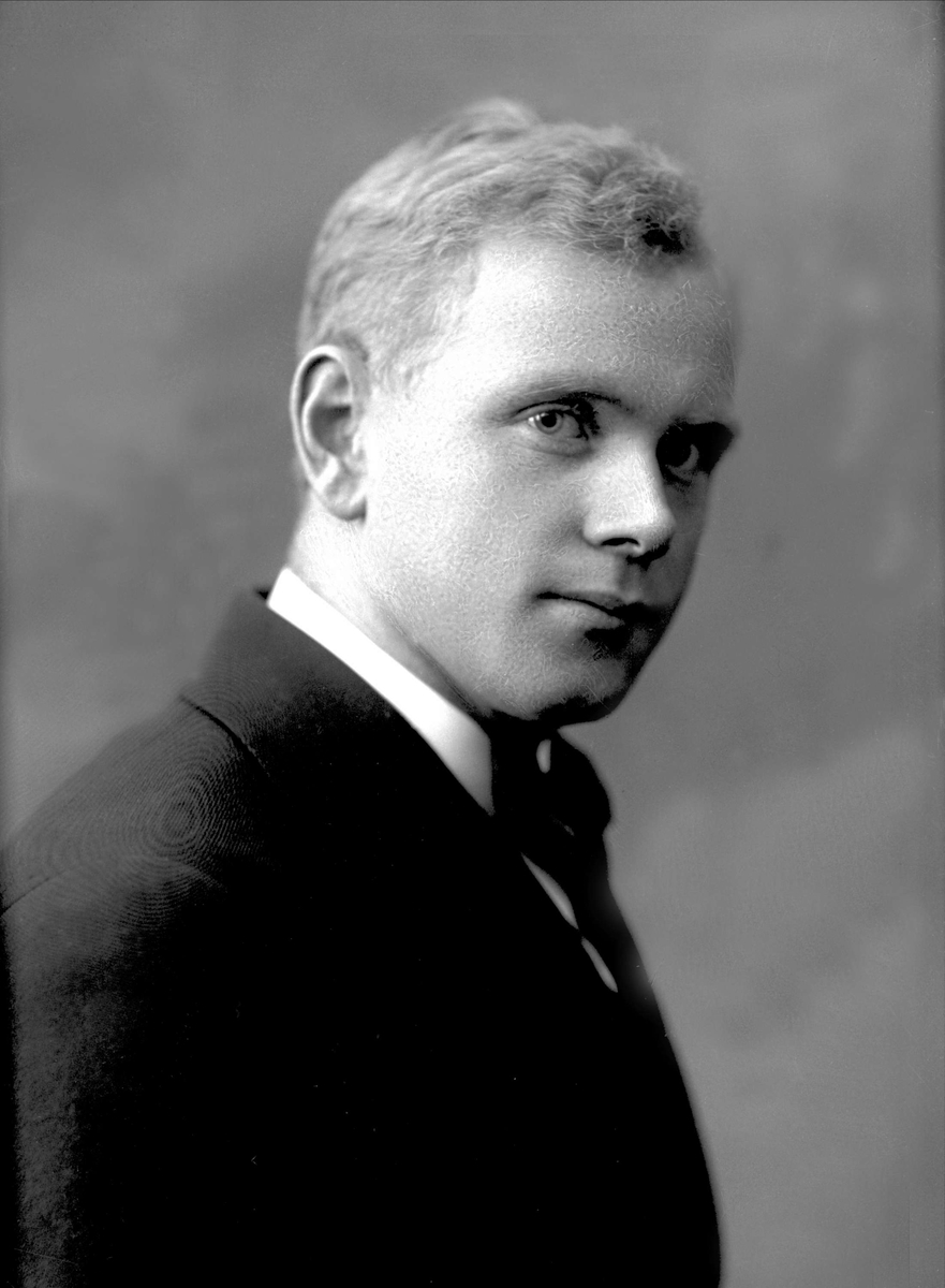 Gustav Borgen, NFB.34190