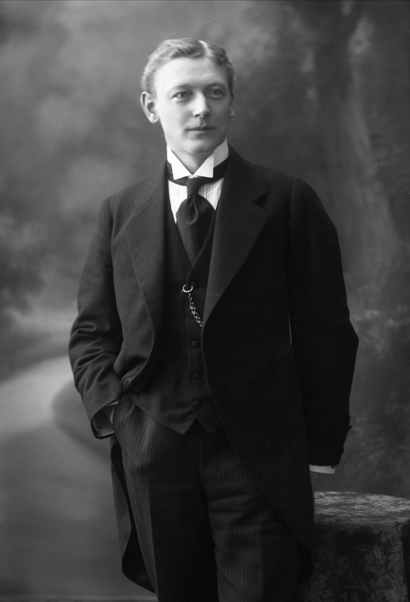 Gustav Borgen, NFB.36058