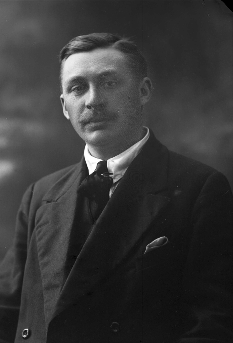 Gustav Borgen, NFB.37622