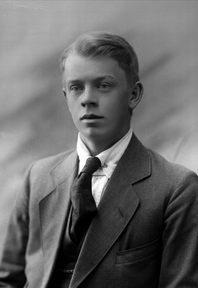 Gustav Borgen, NFB.39944