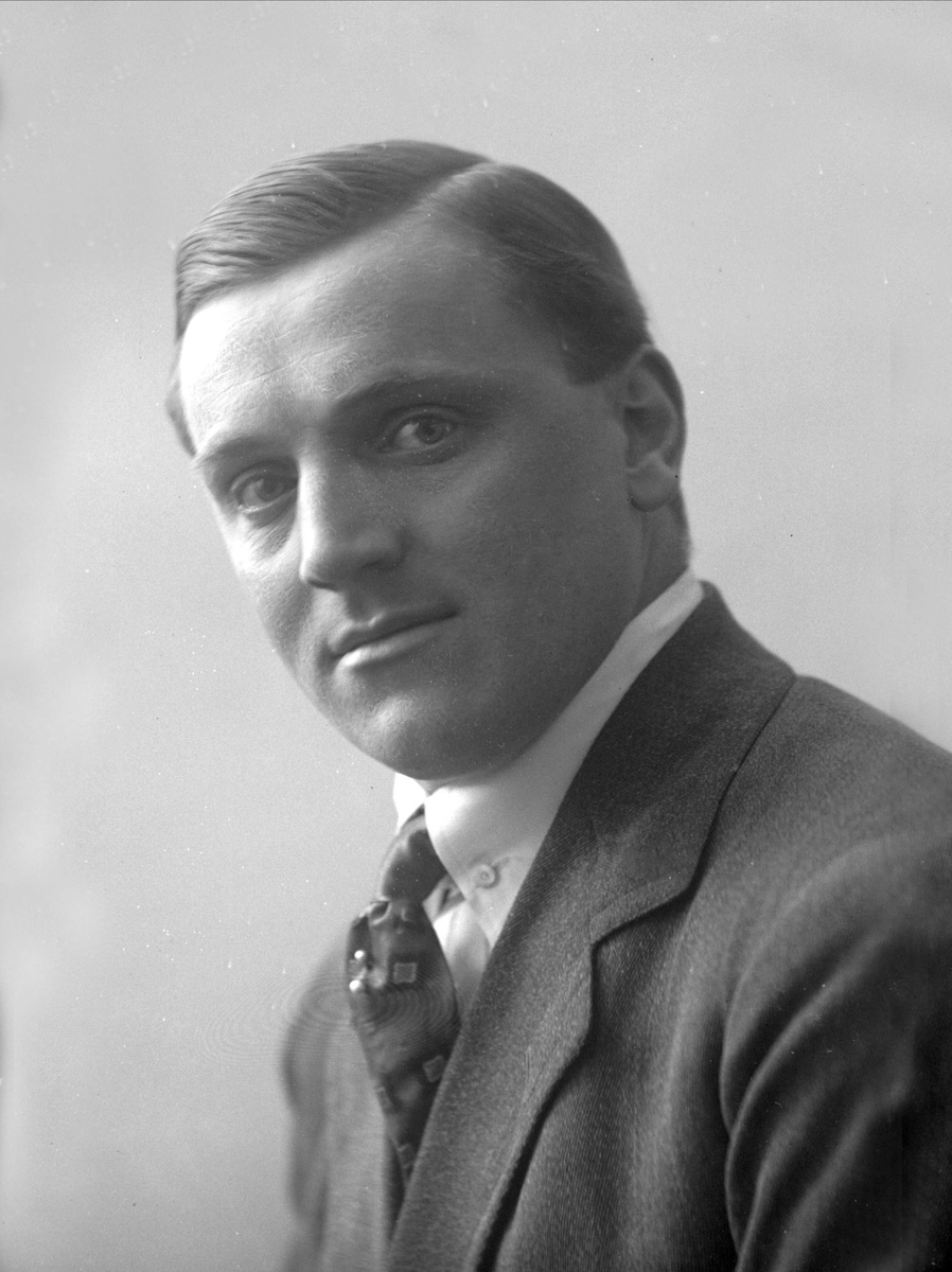 Gustav Borgen, NFB.41874