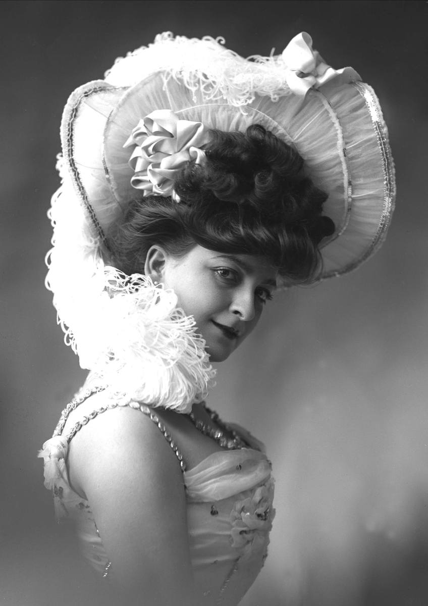 Gustav Borgen, Portrett, danserinne. Mademoiselle Ydette-Jolie