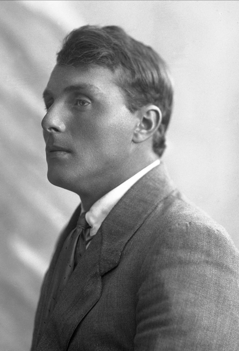 Gustav Borgen, NFB.44957