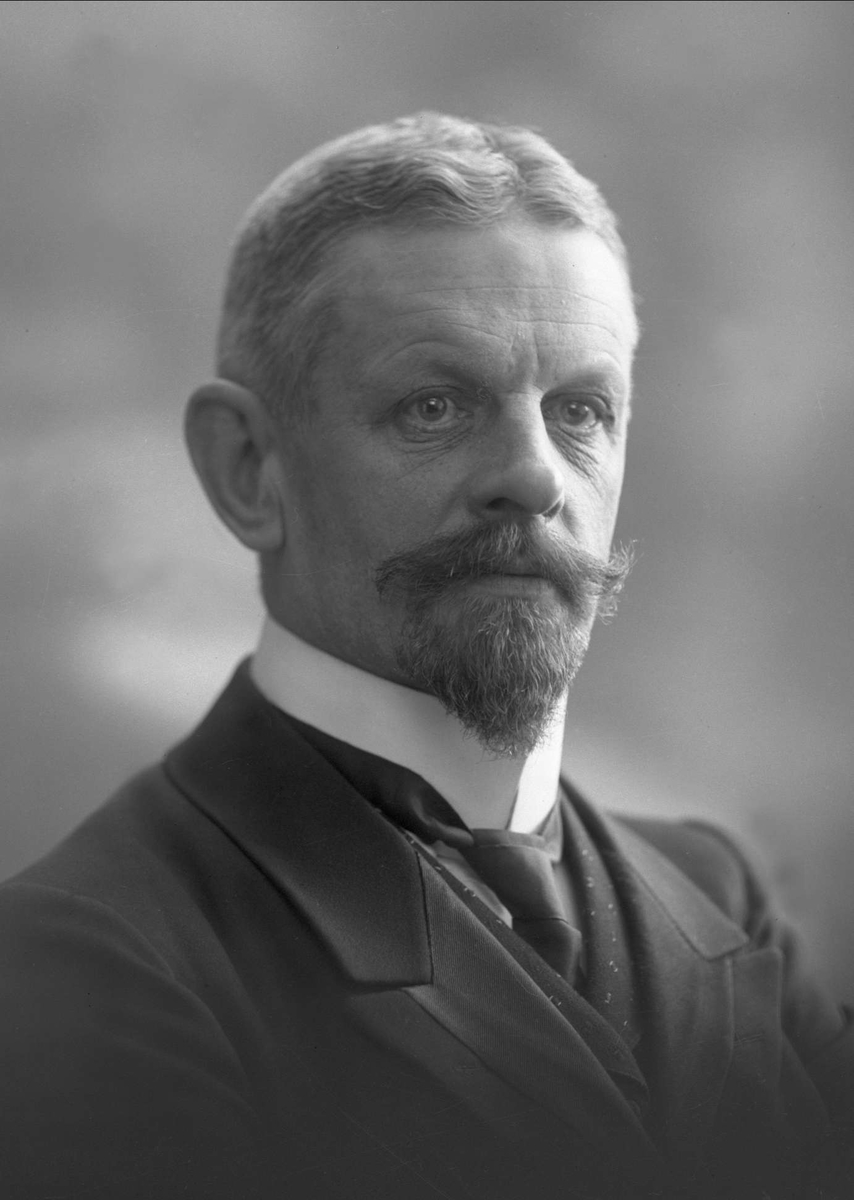Gustav Borgen, NFB.44990