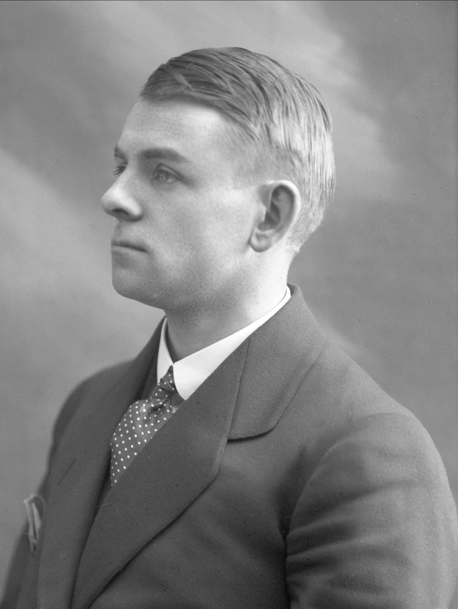 Gustav Borgen, NFB.46973