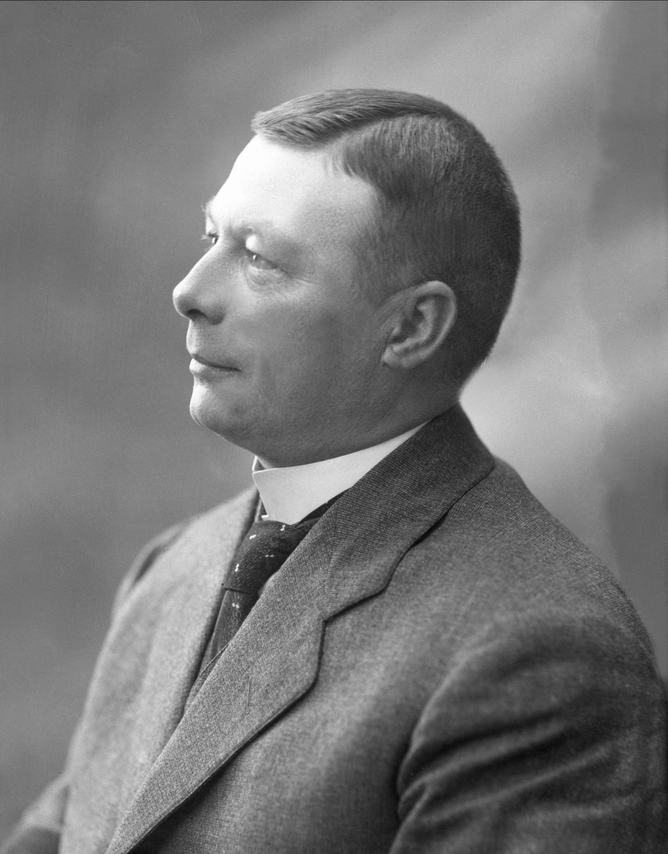 Gustav Borgen, NFB.47572