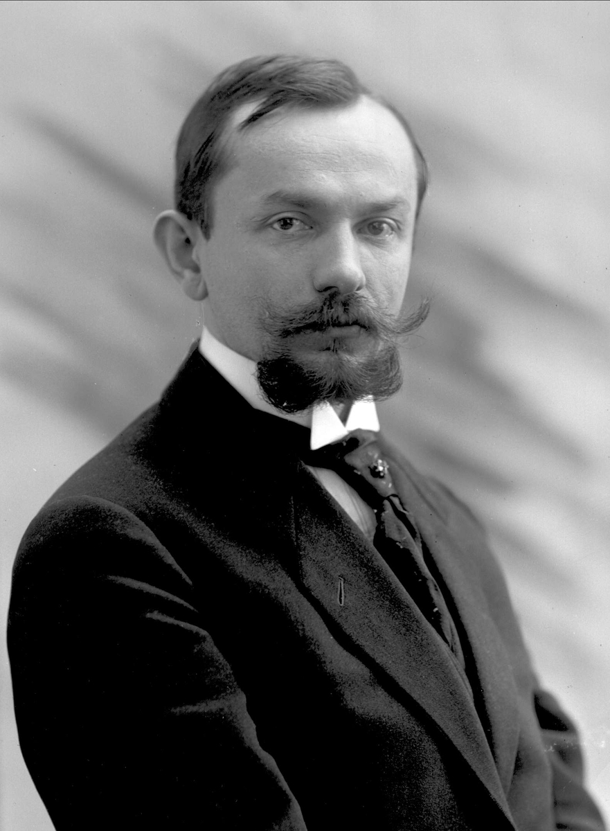 Gustav Borgen, Portrett, mann med skjegg. Lærer Hoffmann, sannsynlig lektor Fritz Wilhelm H.