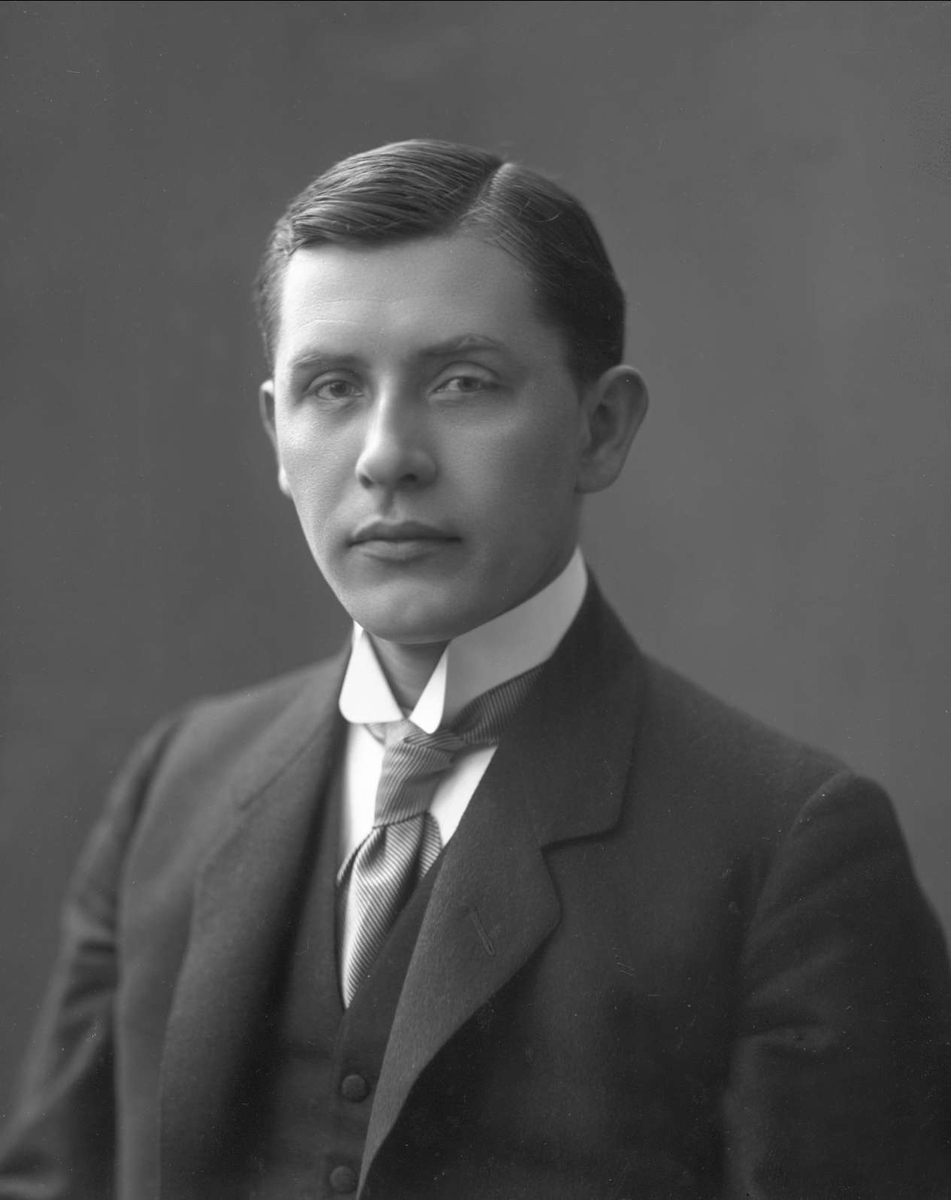 Gustav Borgen, NFB.48531