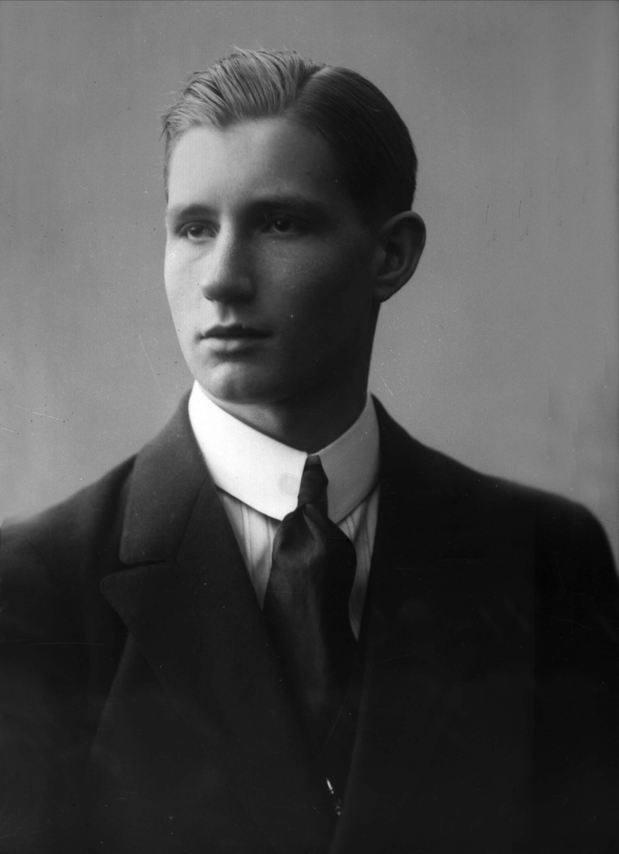Gustav Borgen, NFB.49360