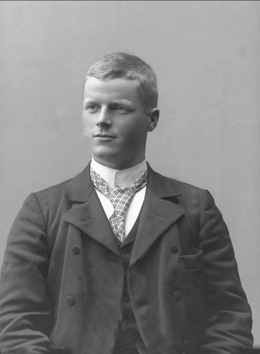 Gustav Borgen, NFB.50080