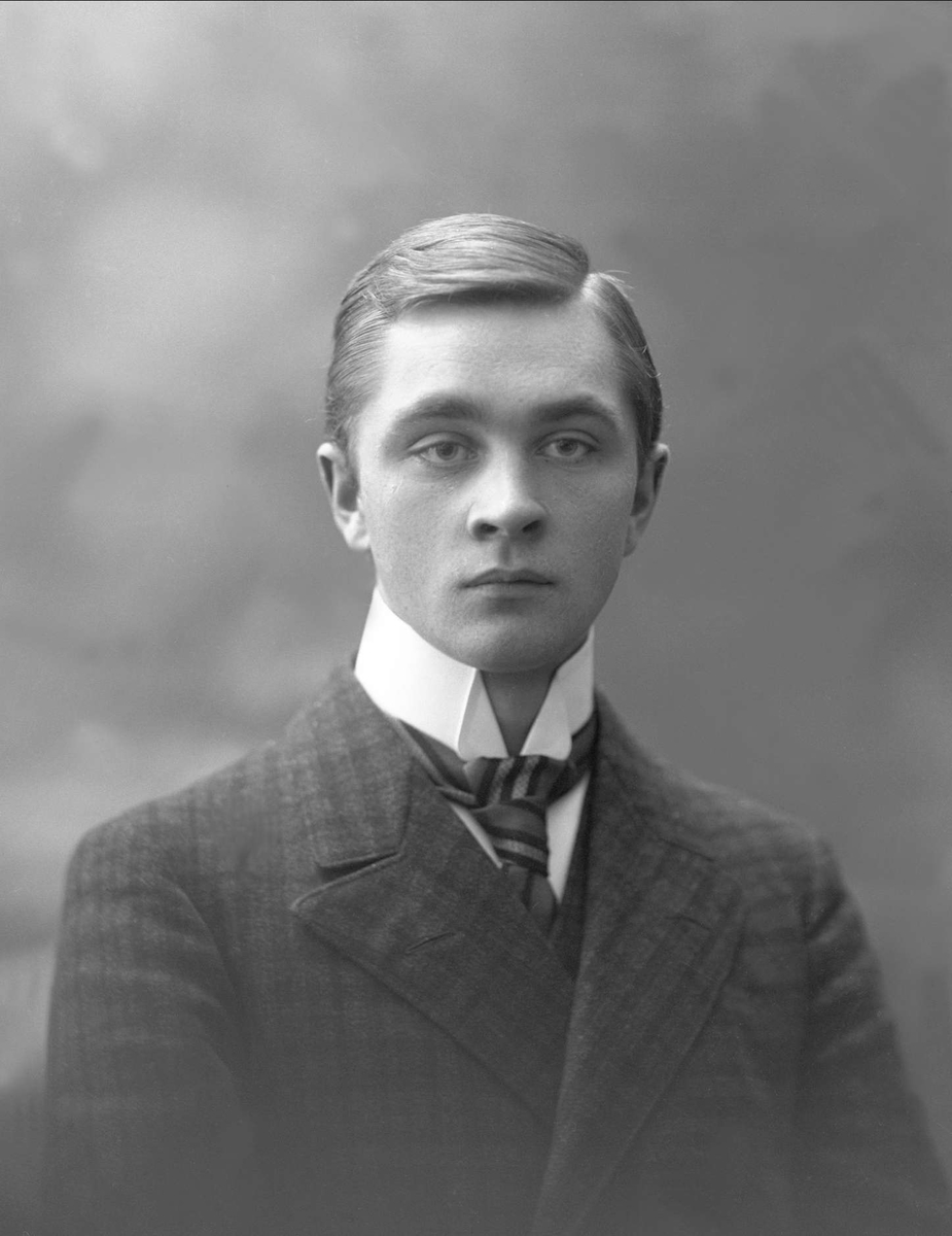 Gustav Borgen, NFB.50618