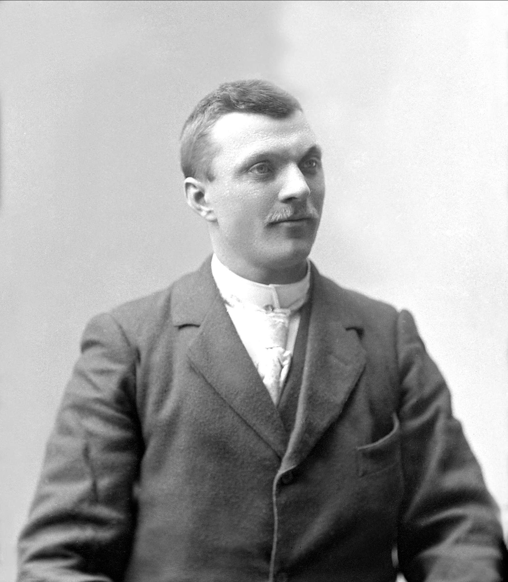 Gustav Borgen, NFB.51199