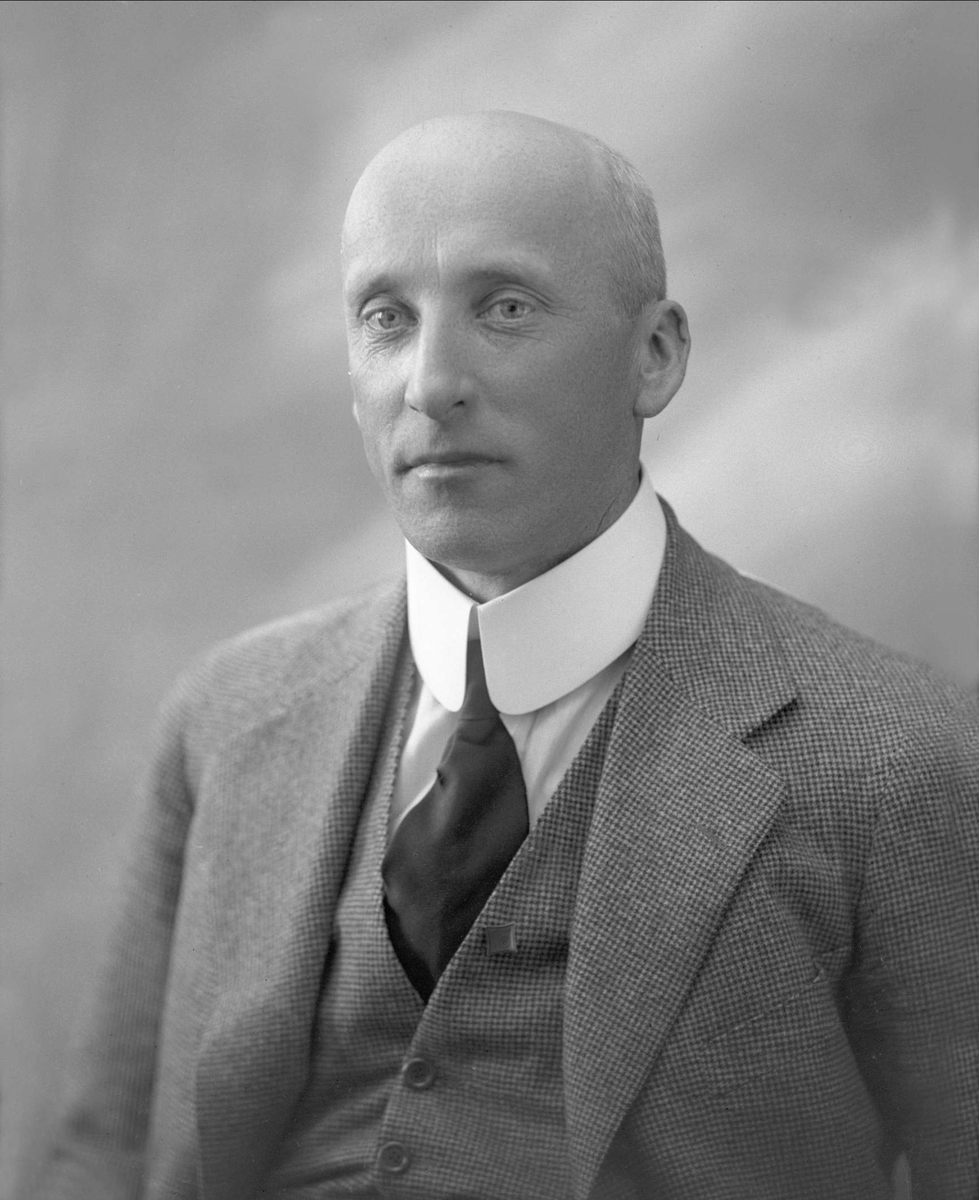 Gustav Borgen, NFB.51229