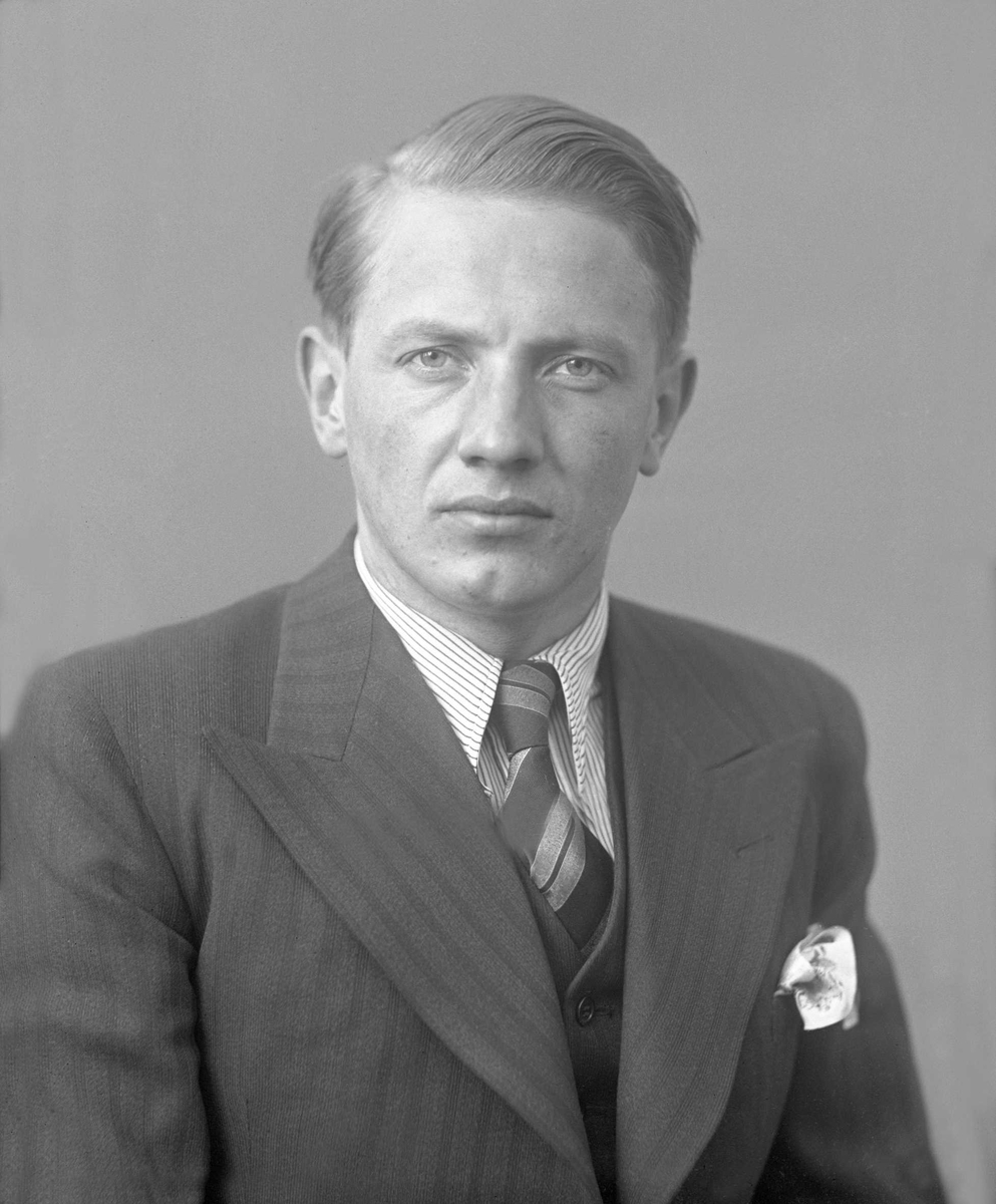Gustav Borgen, NFB.56966A