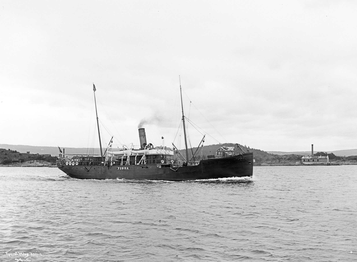 Anders Beer Wilse, D/S Fiona (b. 1890, Burmeister & Wain, København).