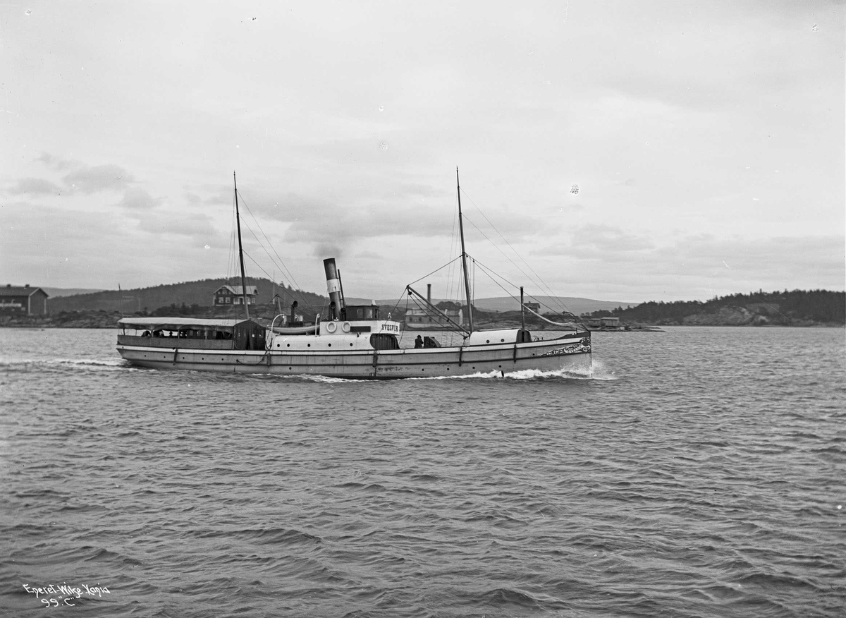 Anders Beer Wilse, D/S Svelvik (b. 1875, Stettin), ex Moss