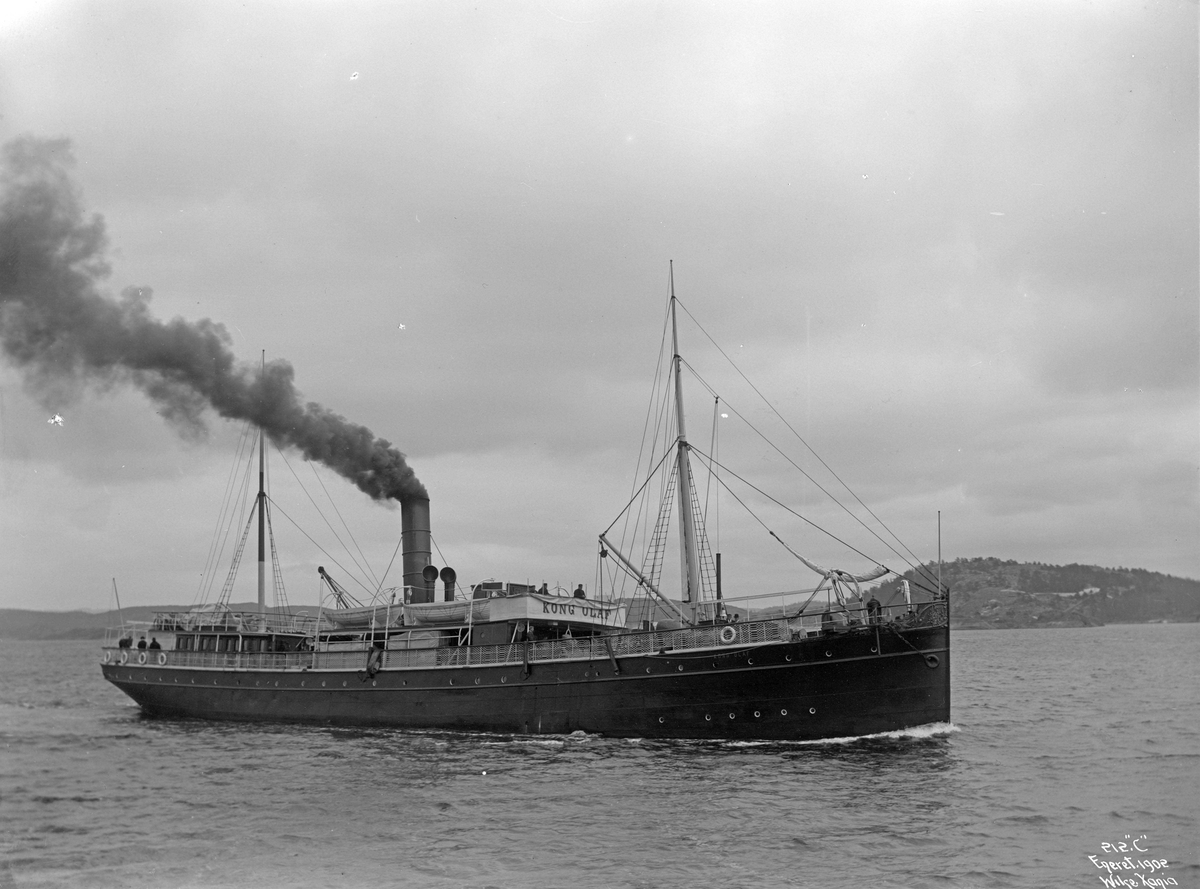 Anders Beer Wilse, D/S Kong Olaf (b. 1883, Stavanger Støberi og Dok, Stavanger), Vestlandsbåt